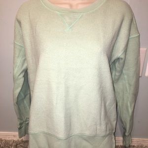 American Eagle crewneck sweater